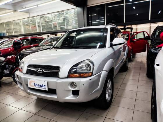 HYUNDAI TUCSON 2.0 MPFI GLS 16V 143CV 2WD FLEX 4P AUTOMÁTICO HYUNDAI TUCSON 2.0 MPFI GLS 16V 143CV 2WD FLEX 4P AUTOMÁTICO